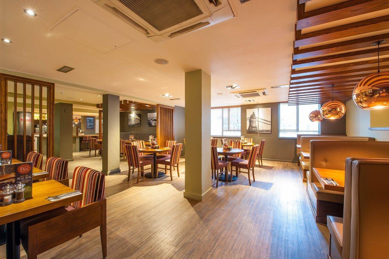 Premier Inn London Hammersmith Экстерьер фото