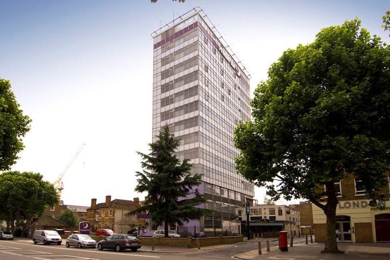 Premier Inn London Hammersmith Экстерьер фото