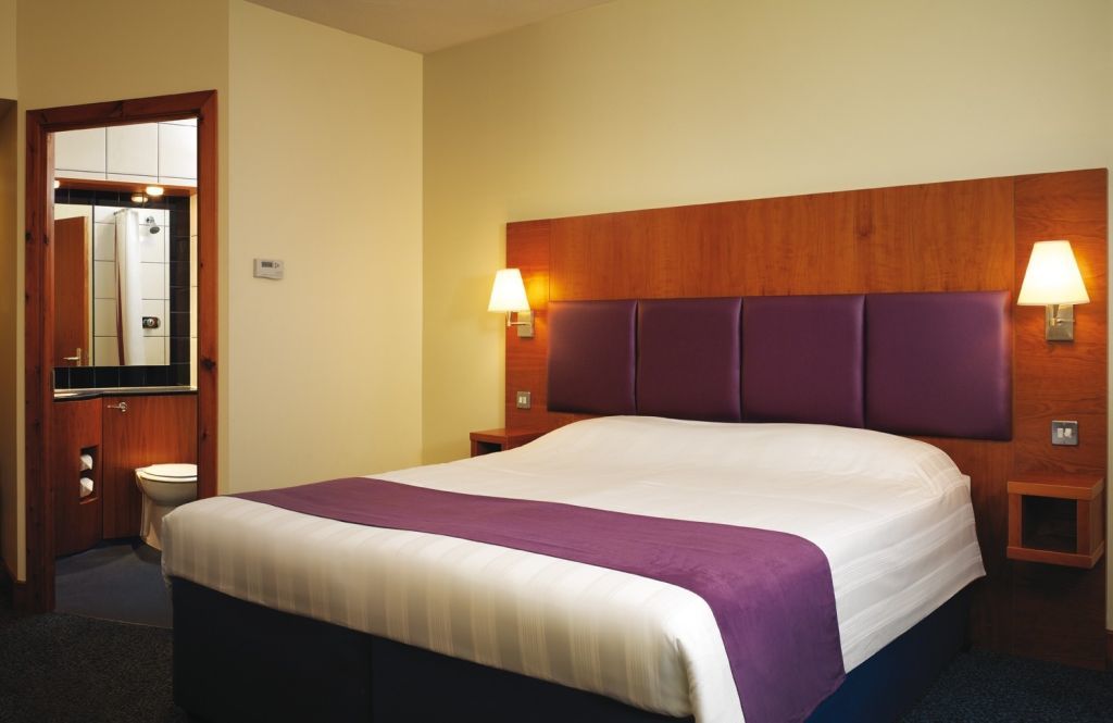 Premier Inn London Hammersmith Экстерьер фото